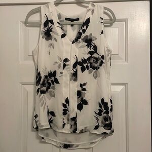 NWT White House Black Market Floral Tank Top